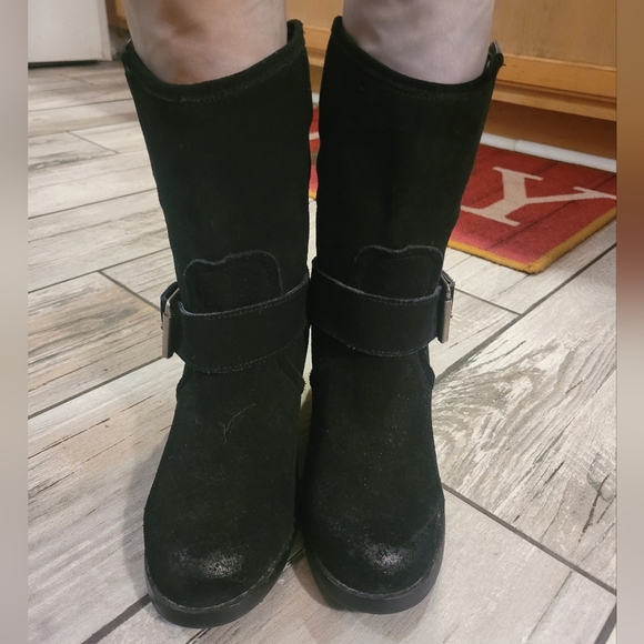 DOLCE VITA Linza black suede leather pull-on buckles ankle boots Women's 7.5 - Picture 3 of 14